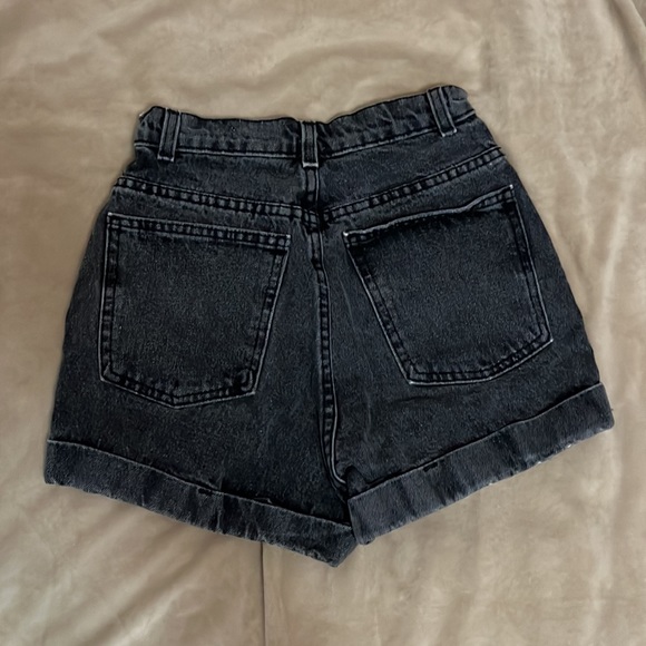 American Apparel acid wash jean shorts - Picture 2 of 3